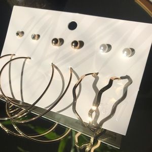Gold Earring Set